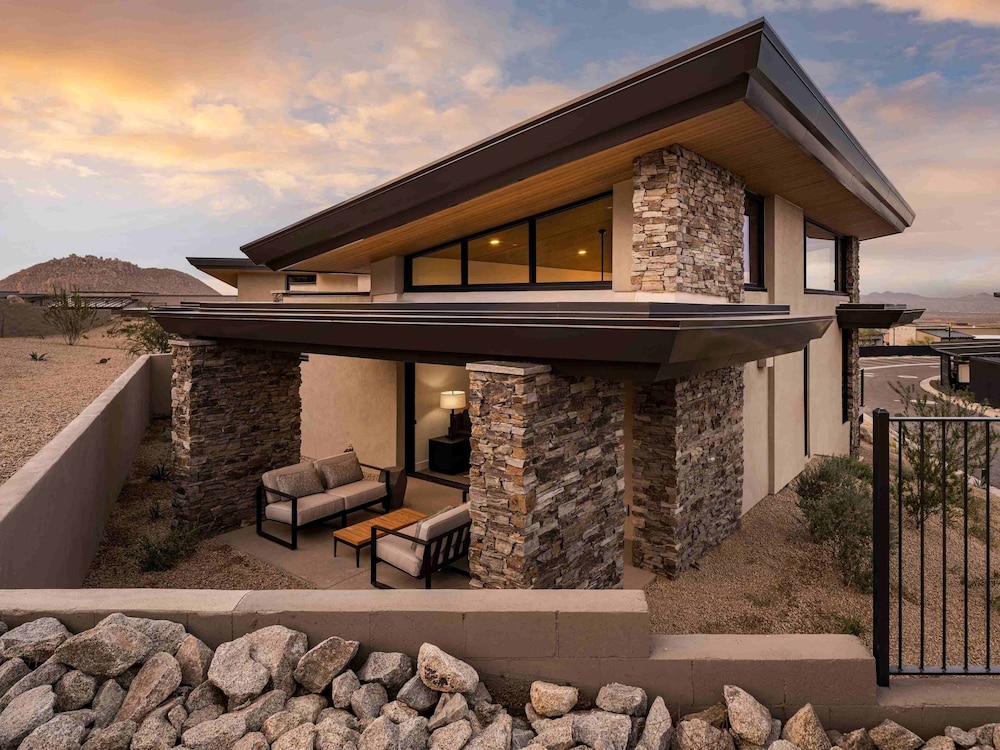 Mountain House Lodge at Sereno Canyon