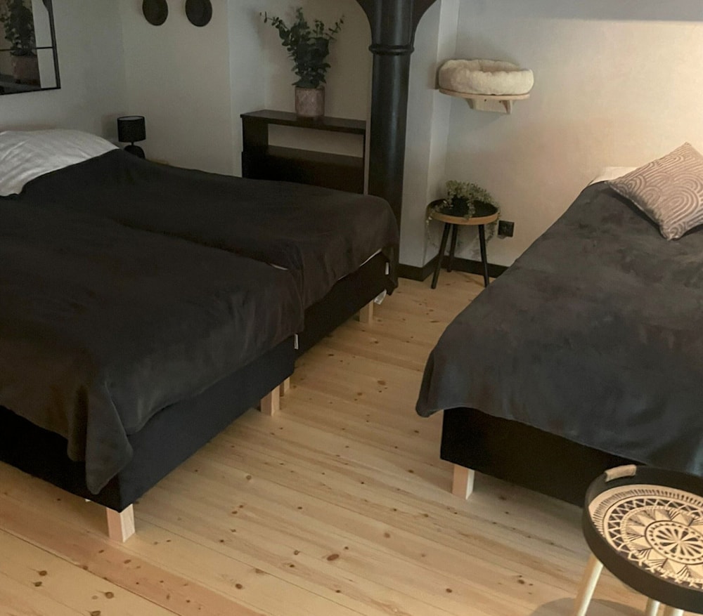 A Comfortable Apartment in the Heart of the City