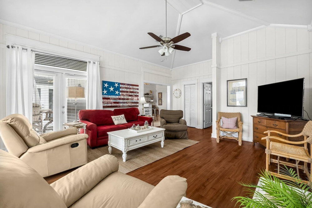 Destin Beach House - Southern Comfort