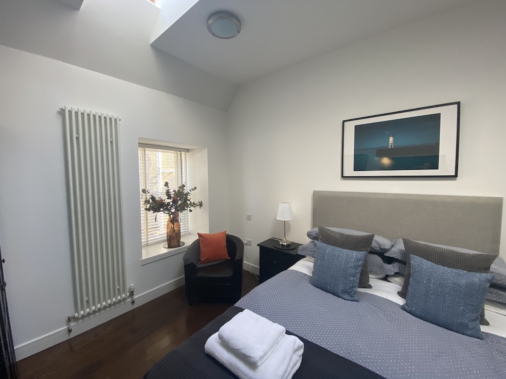 The Loft - Remarkable 2-bed Anstruther Apartment view 5