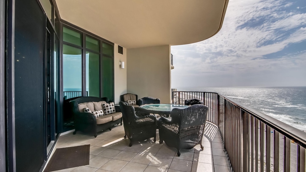 Phoenix West by Southern Vacation Rentals