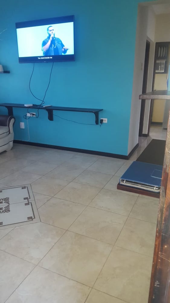 Apartment in Hellshire near Beach