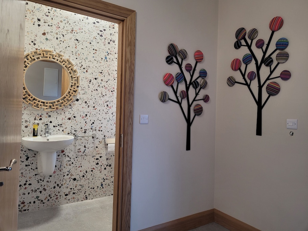 Immaculate 2-bed Cottage in Tuam