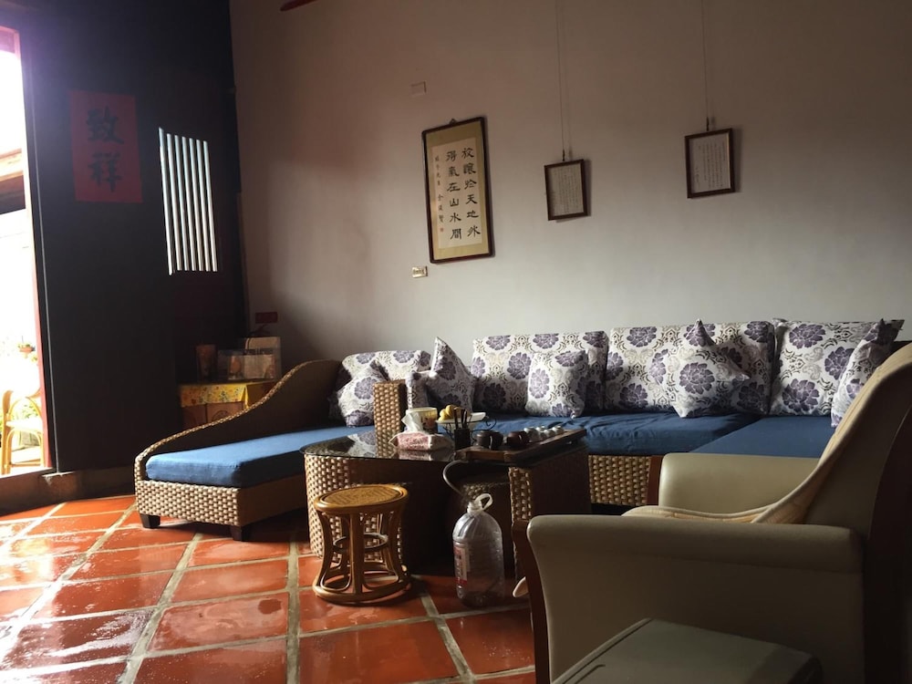 No. 85 Shuitou B&B view 2