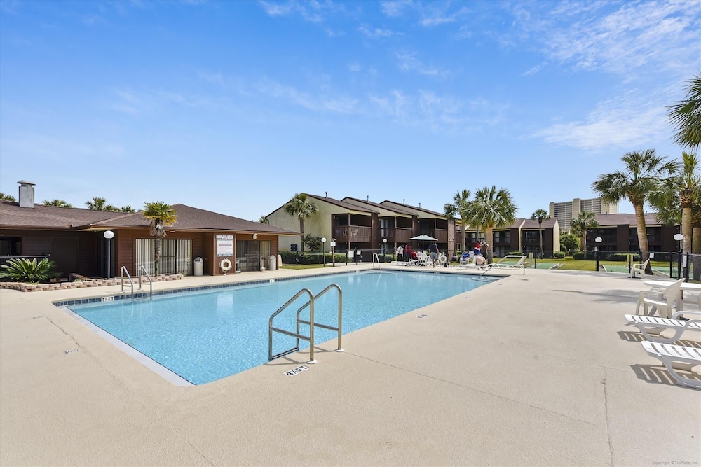 Beachwalk 18d 2 Bedroom Townhouse