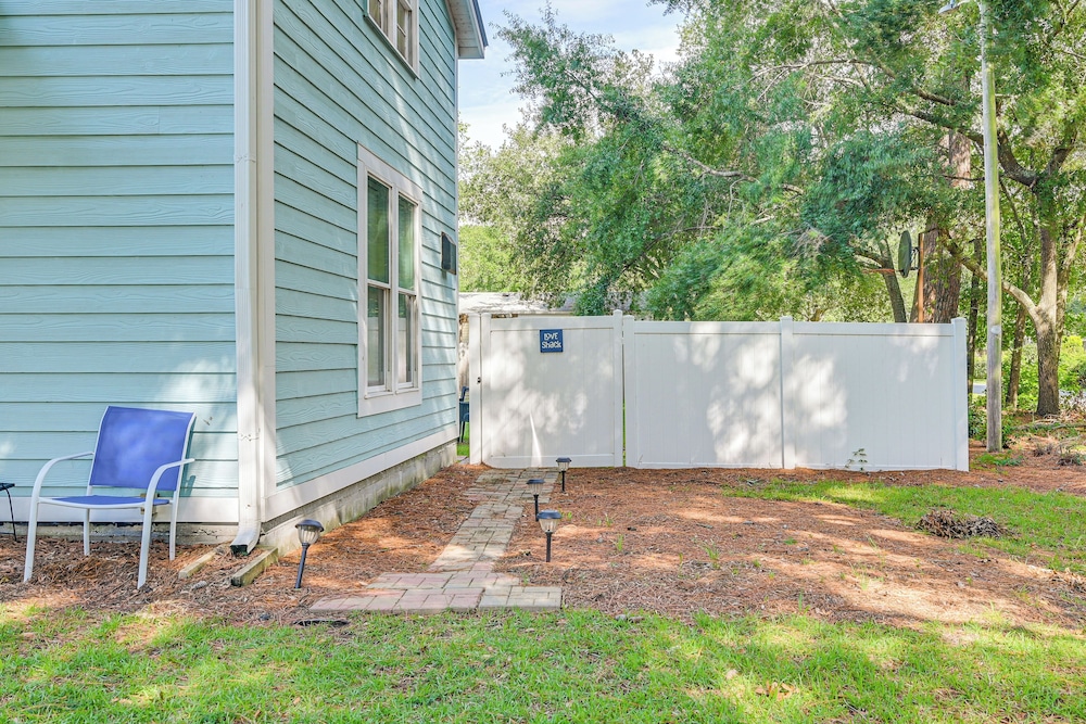 Cozy Murrells Inlet Studio - Walkable!