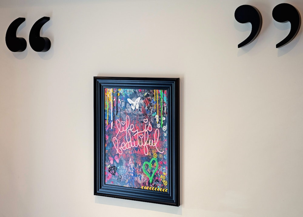 The Artists Hideaway-2 bed Mezzanine in Paddington - by Out of Office Lifestyle
