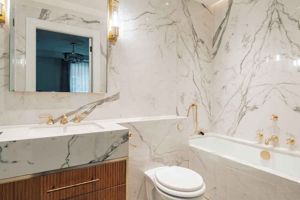 Claridge House by SLO