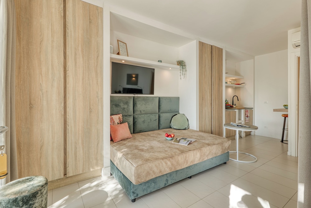 Holiday Resort Balzi Rossi