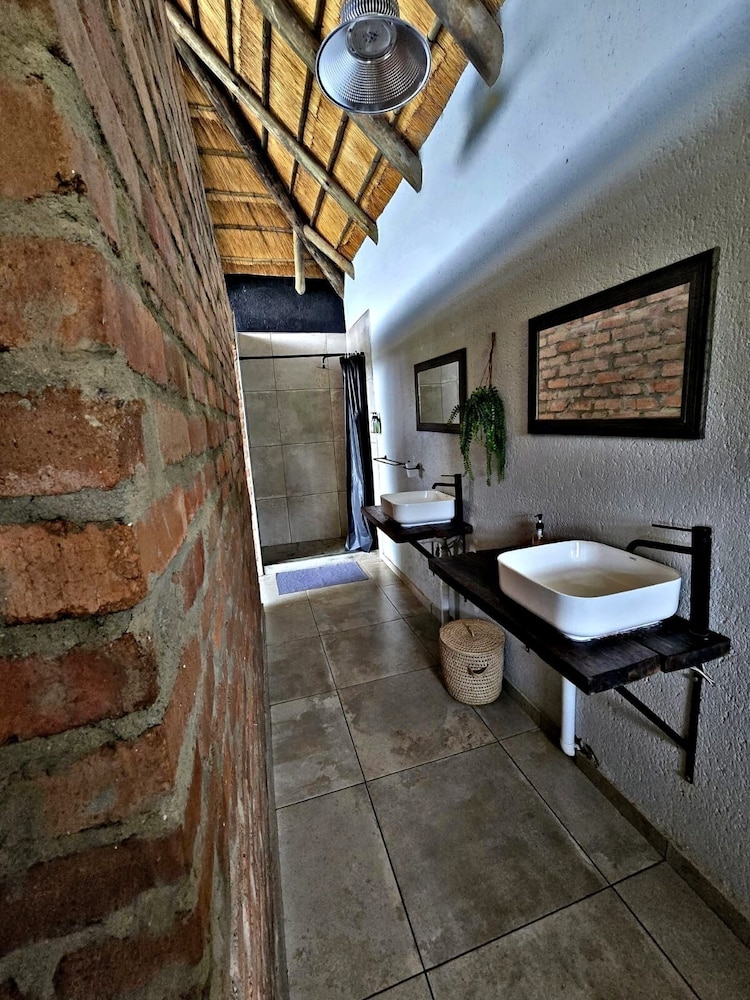 Syeta Bush Lodge