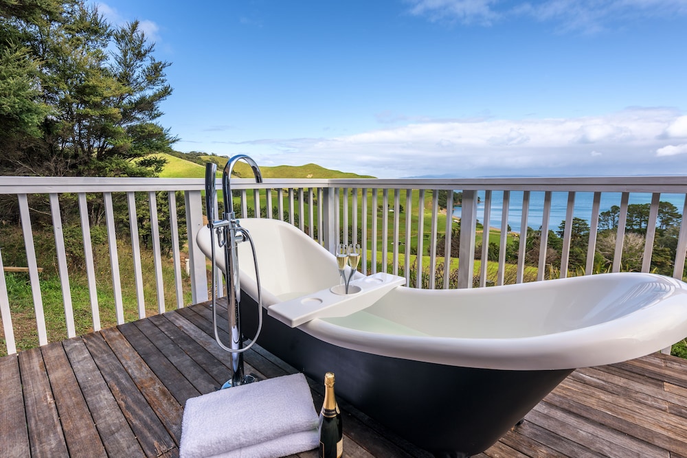 Woodside Bay Cottage