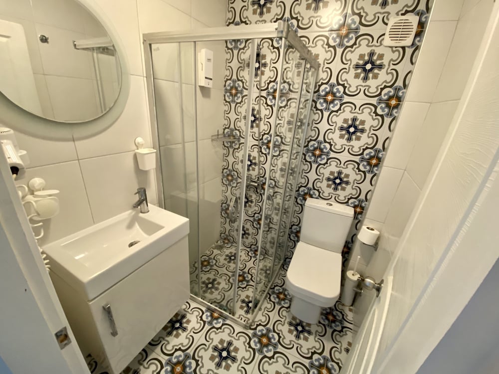 Heros Hotels Bozcaada - Image 43