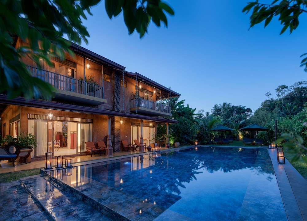 DCanal House
