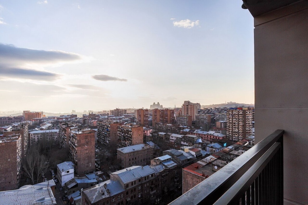 Stay Inn on Koghbatsi Str. 16