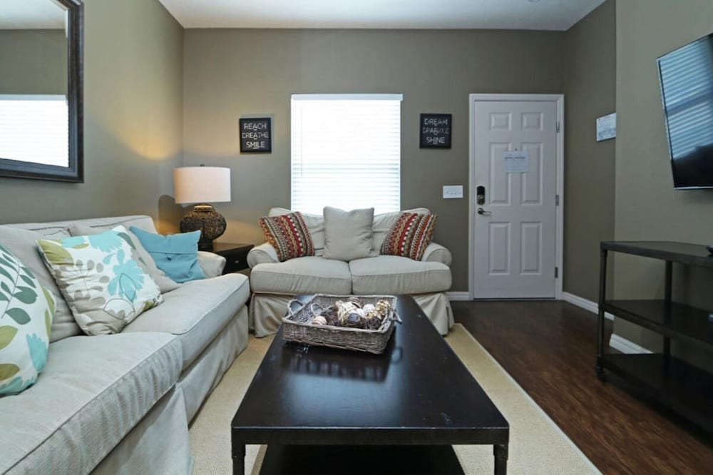 Your VIP Home Near Disney 25107