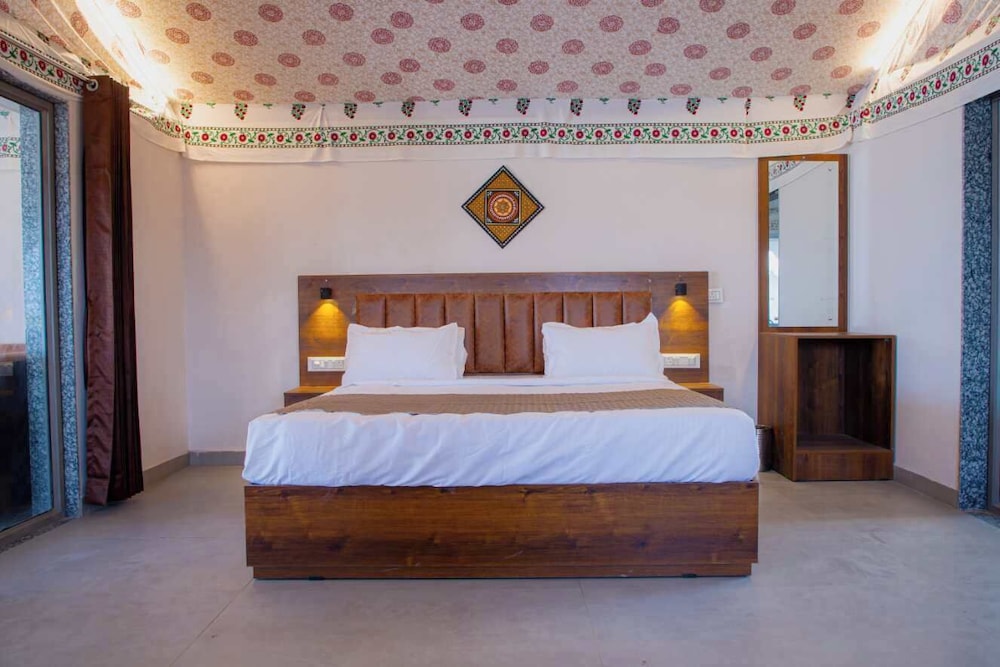 Stayguru Road to Heaven Resort