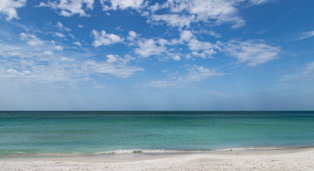 Longboat Bay Club by Coolvacay