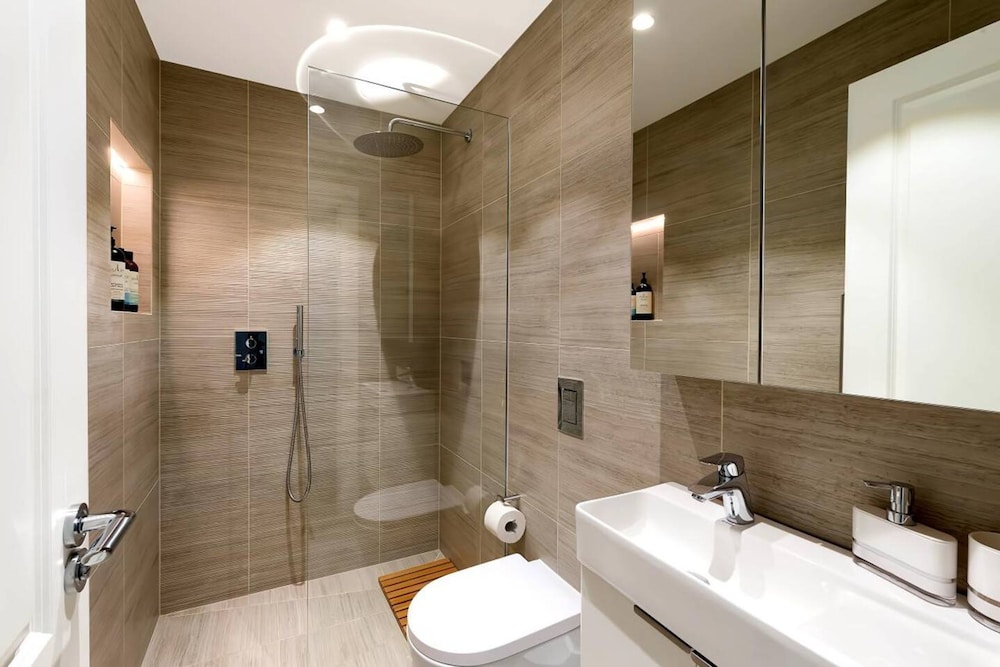 Collingham Road - 2 Bedroom Apartment I