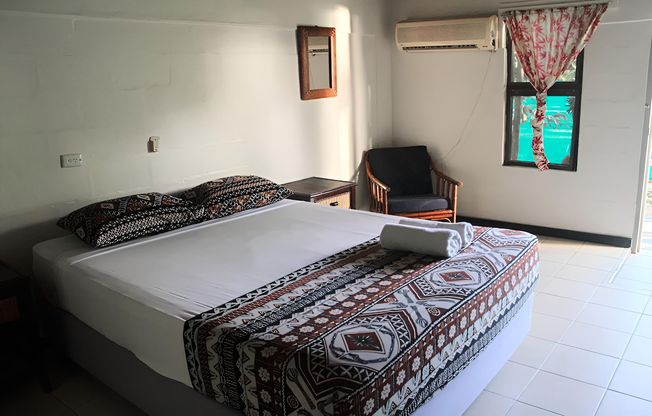 Travellers Beach Resort - Hostel