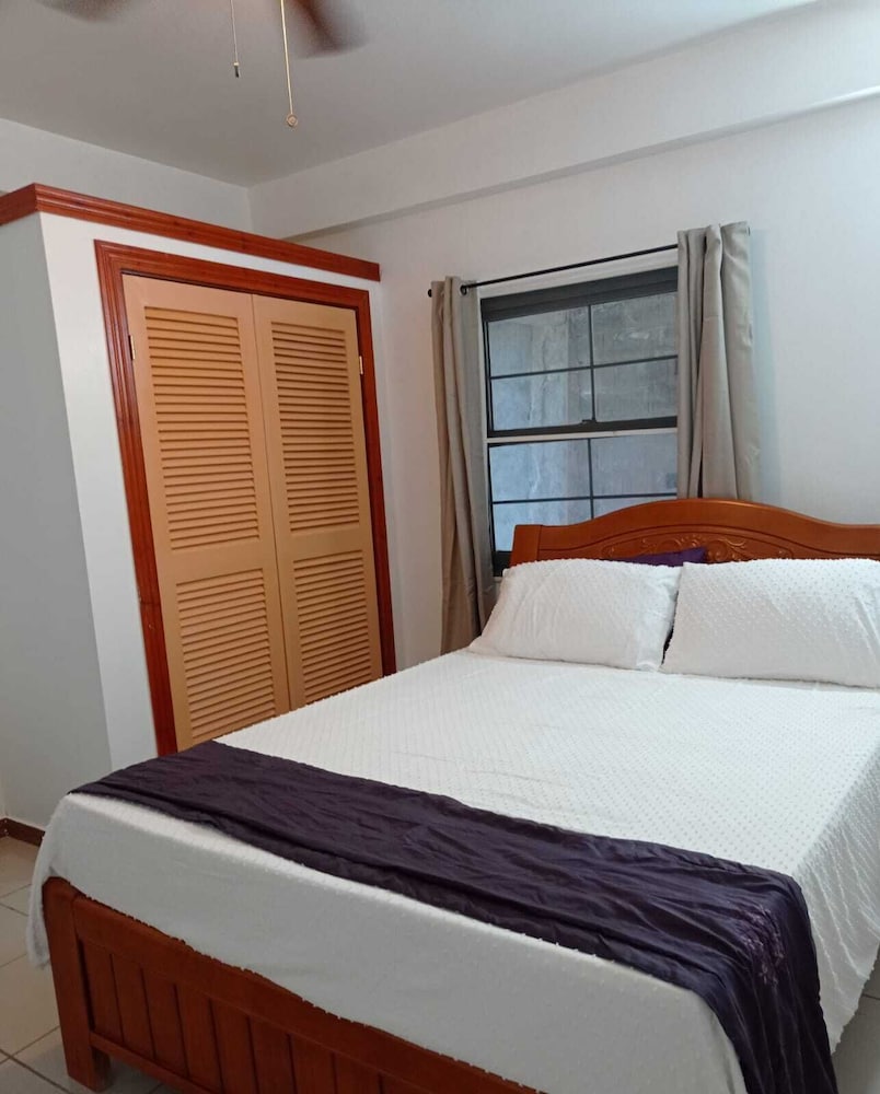 Christophers Apartments