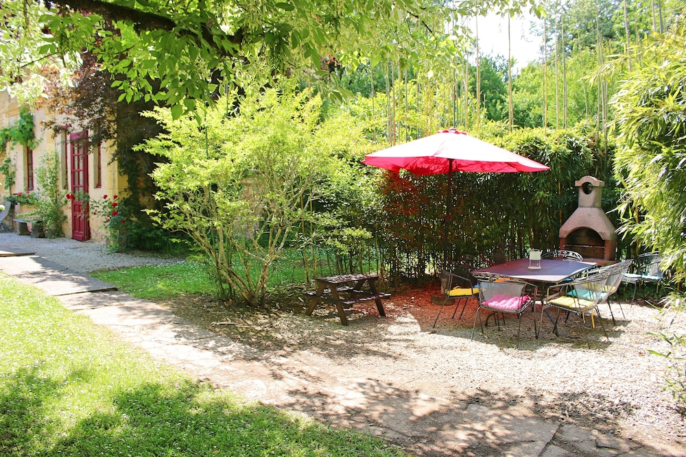 Le Pavillon de St. Agnan