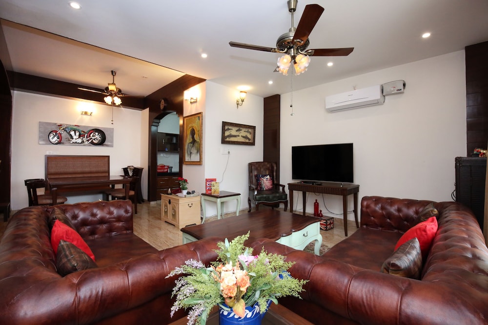 OYO 9308 Home Valley View 2 BHK Villa Near Kasauli