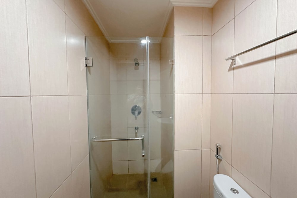 1Br Near Uinsa At Tamansari Papilio Apartment