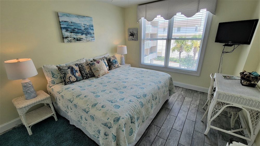 Desoto Beach Club 2 Tybee Vacation Rentals