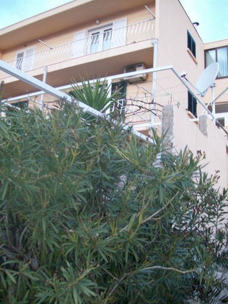Anna Guesthouse