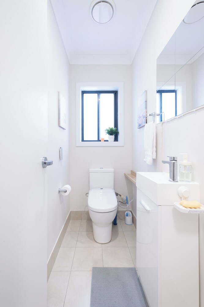 Kozyguru | Marsden Park | Charming 5Bed + Backyard