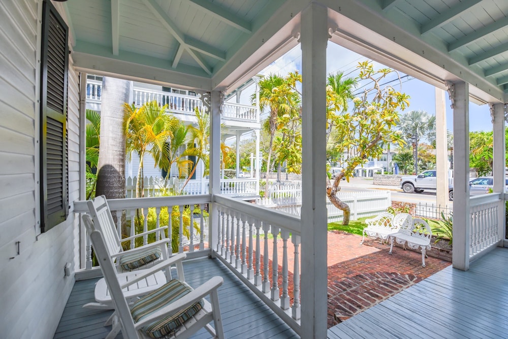 NEW The Delaney House - Private Pool Remodeled view 4