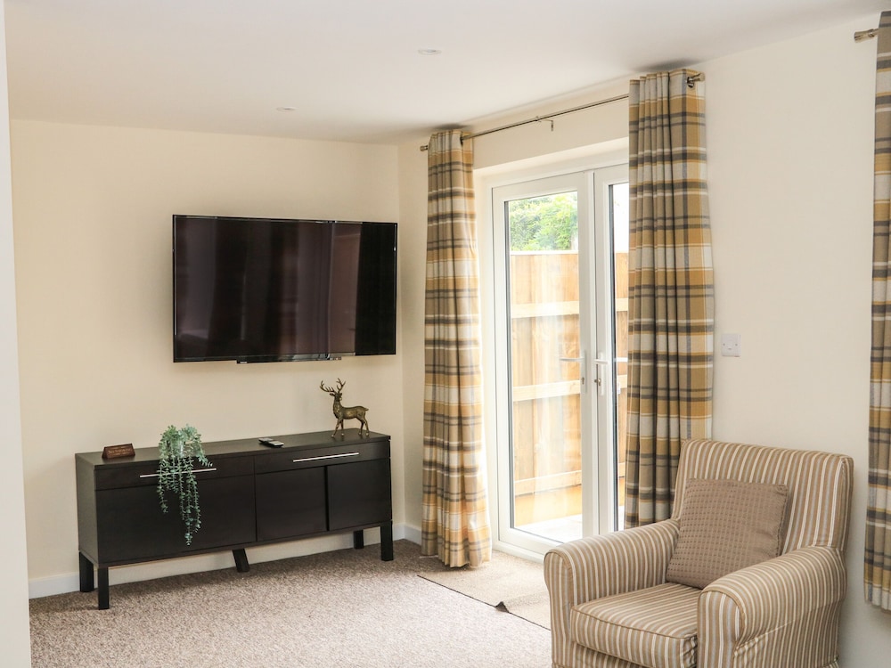 Sawtons Cottage 2