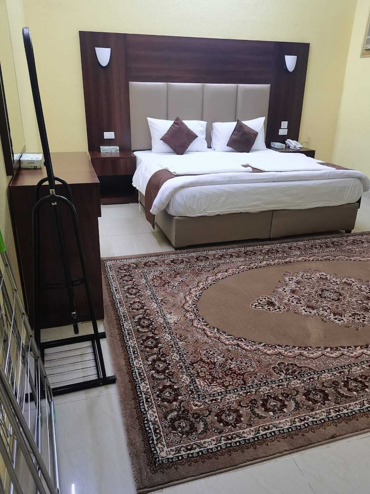 Al Eairy Furnished Apt Al Madinah 3
