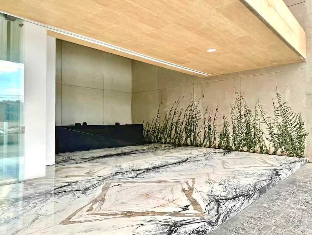 Soho PV Stunning Views Luxury Heated Rooftop Pool