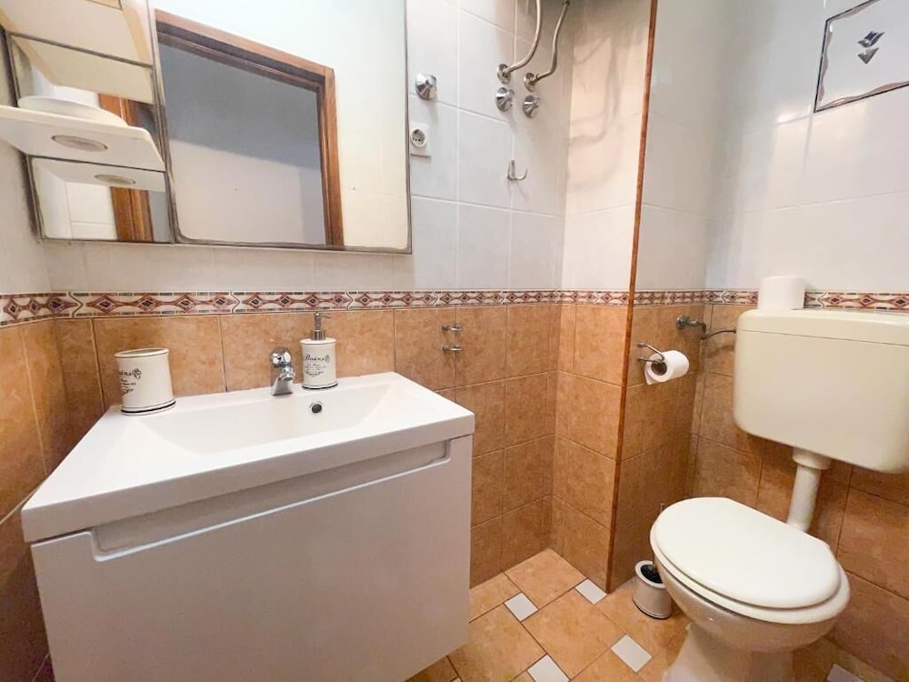 Apartment Dea 2