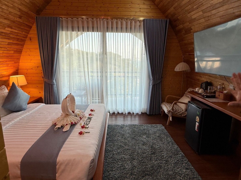 Phumala Lanta Seaview Resort