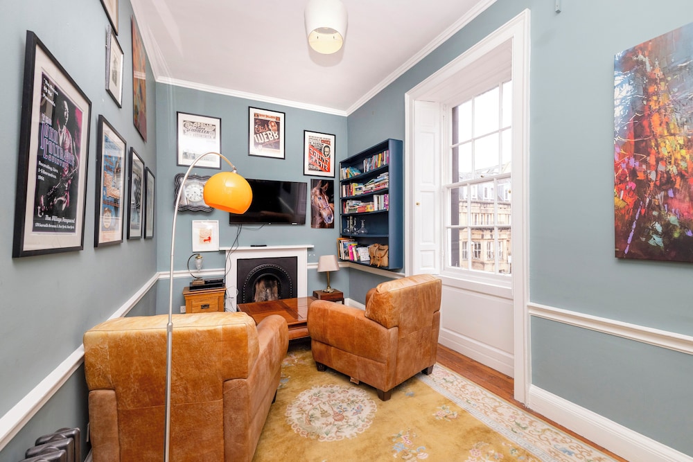 Luxury Family Flat in Edinburgh New Town