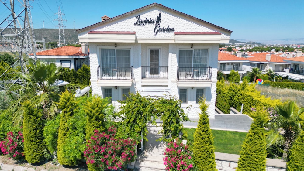 Lavinia Garden Alaçatı - Image 92