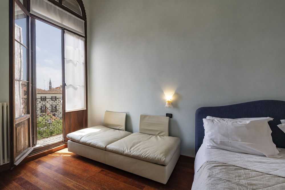 Doge Morosini Palace
