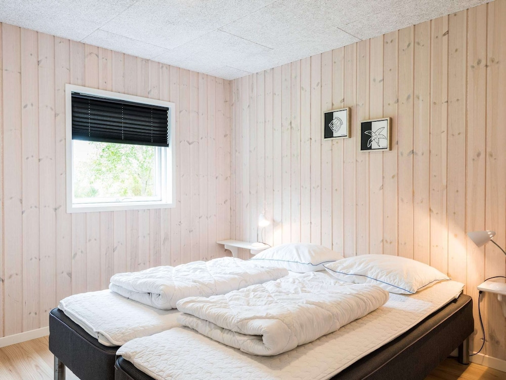 8 Person Holiday Home in Blavand view 3