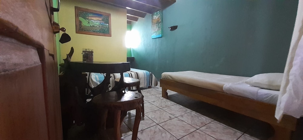 Hostel La Suerte