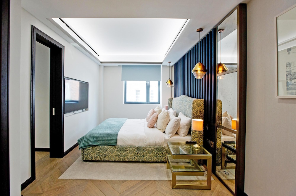 2-bed Deluxe Apt 104