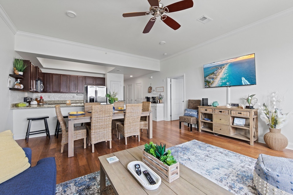 Alerio by Southern Vacation Rentals