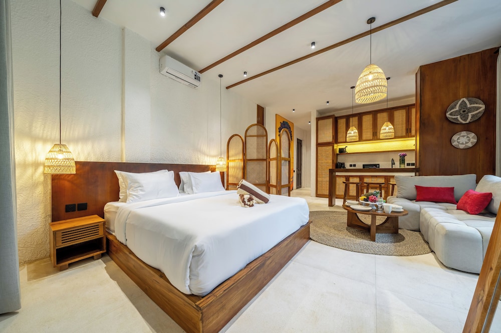 Sacred Jungle by EVDEkimi Ubud – Modern Villas and Apartments with Kitchens, Pools, & Personalized Concierge Service