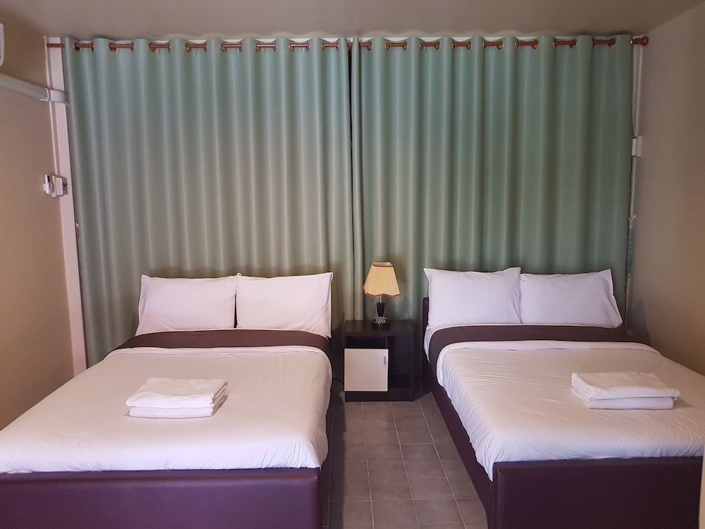 O-Rich Gold Hotel
