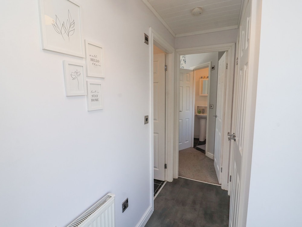 Duckling Lodge