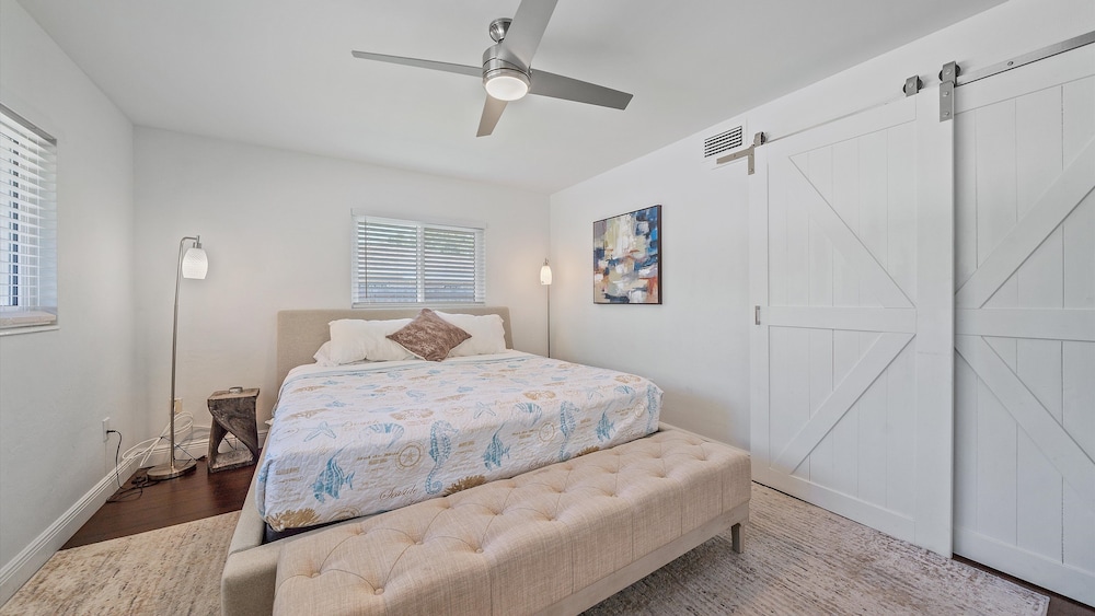Sarasota Solitude 3 Bedroom Home
