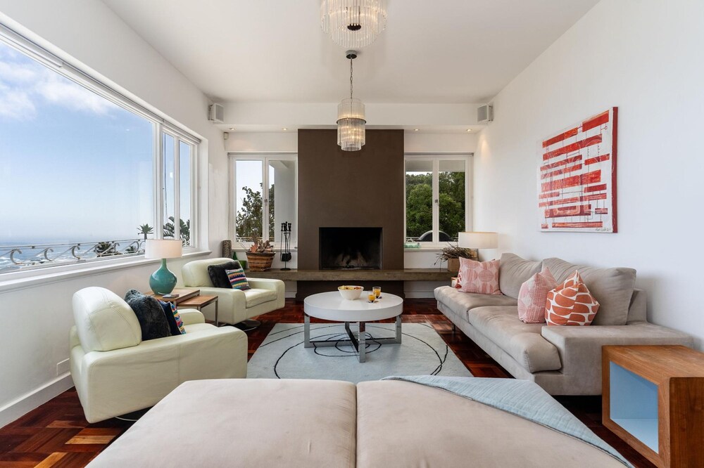 Picasso Villa - Camps Bay view 3