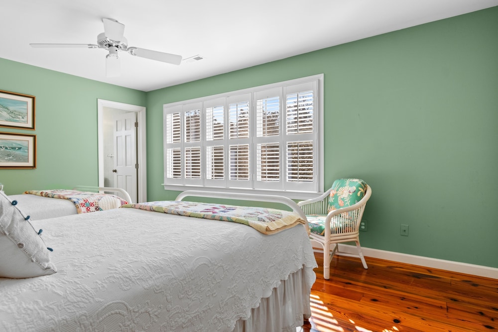 Lachicotte Vacation Rentals