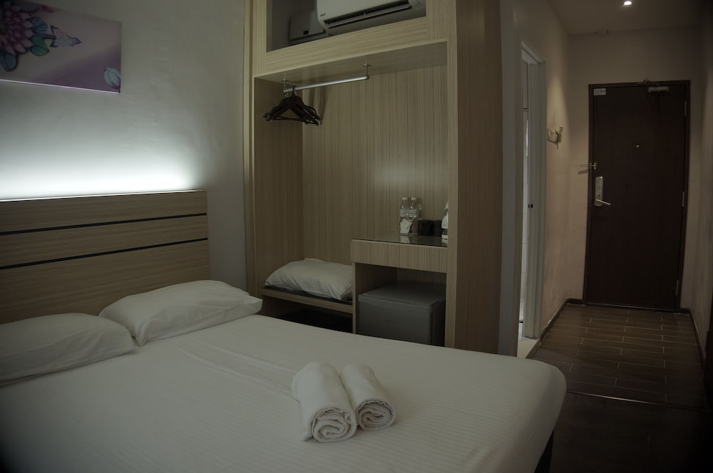 The Blanket Hotel